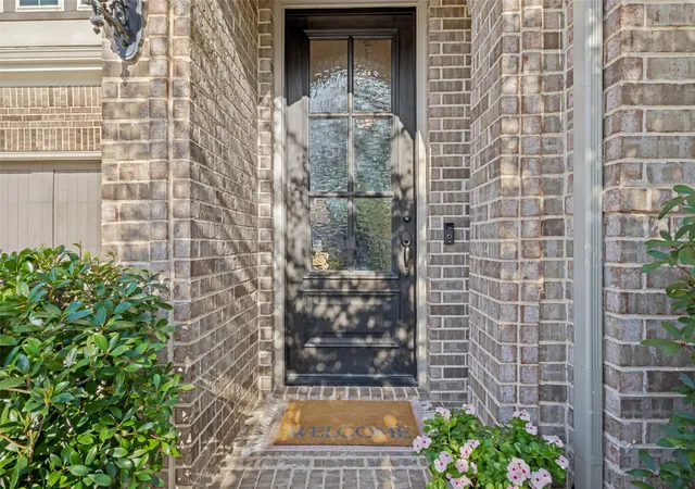 Photo 3 of Single family home for sale at 9004 Washington Ln, Argyle, TX 76226 | MLS# 21339515 | Listing updated on 2026-09-11