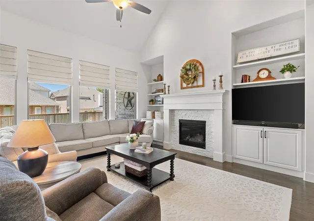 Photo 2 of Single family home for sale at 1326 Divine Rose Wy, Wylie, TX 75098 | MLS# 21342732 | Listing updated on 2026-09-12