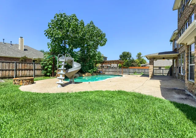 Photo 3 of Single family home for sale at 223 Mckinney Trl, Fate, TX 75087 | MLS# 21336262 | Listing updated on 2026-09-14