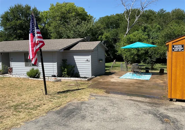 Photo 3 of Single family home for sale at 111 Canyon Dr, Whitney, TX 76692 | MLS# 21331251 | Listing updated on 2026-09-10