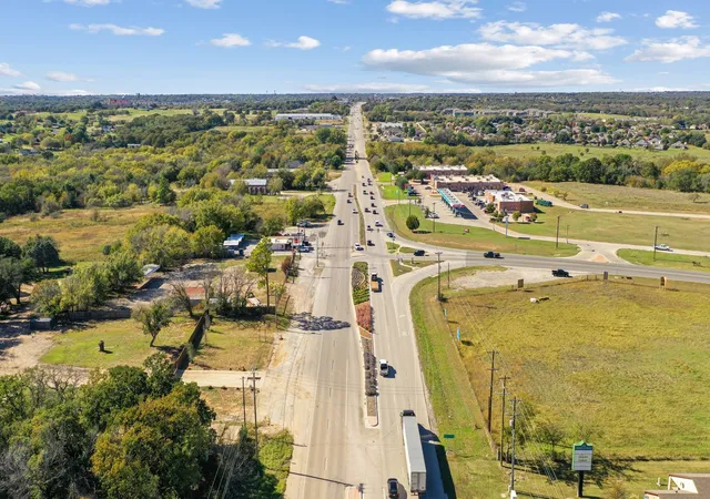 Photo 4 of Land for sale at 2101 Fort Worth Hwy, Weatherford, TX 76086 | MLS# 21344575 | Listing updated on 2026-07-30
