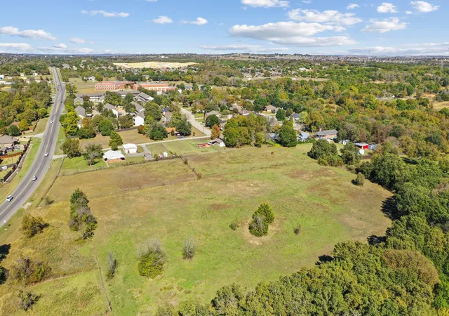 Photo 2 of Land for sale at 106 Azle Hwy, Weatherford, TX 76085 | MLS# 21344595 | Listing updated on 2026-07-30
