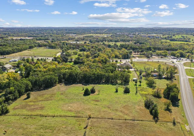 Photo 4 of Land for sale at 106 Azle Hwy, Weatherford, TX 76085 | MLS# 21344595 | Listing updated on 2026-07-30