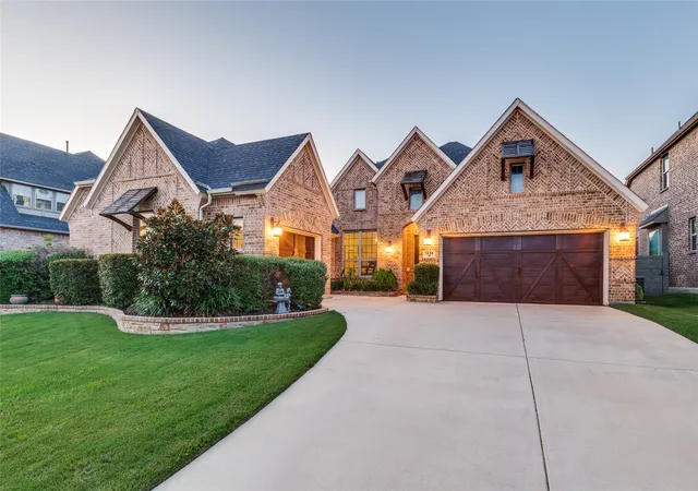 Photo 1 of Single family home for sale at 1208 Sw 6th St, Argyle, TX 76226 | MLS# 21338471 | Listing updated on 2026-09-12
