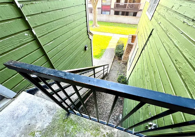 Photo 2 of Condo for sale at 9807 Walnut St #201, Dallas, TX 75243 | MLS# 21344227 | Listing updated on 2026-07-30