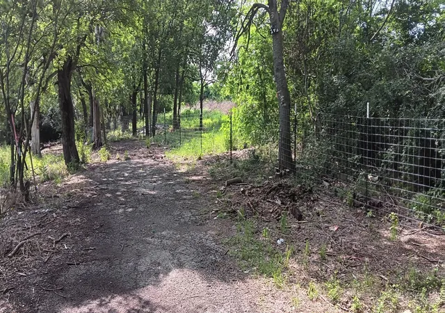 Photo 4 of Land for sale at 215 N Houston School Rd, Lancaster, TX 75146 | MLS# 21340872 | Listing updated on 2026-07-30