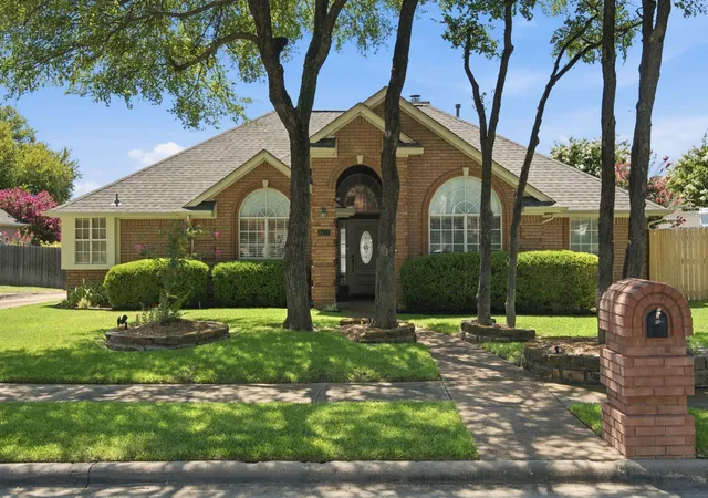 Photo 1 of Single family home for sale at 8417 Castle Creek Rd, North Richland Hills, TX 76182 | MLS# 21342604 | Listing updated on 2026-10-02