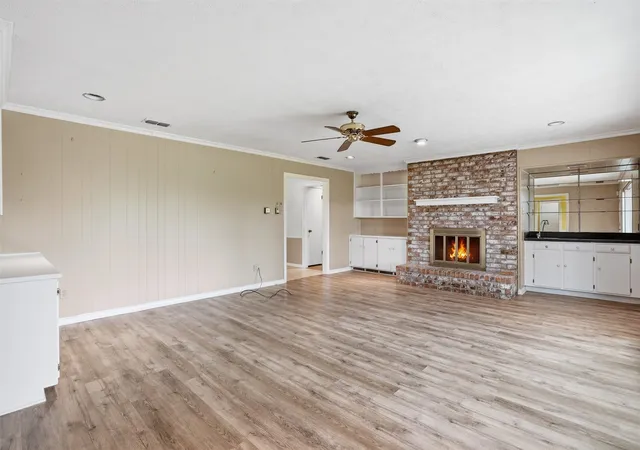 Photo 4 of Sale Pending at 4328 Winding Wy, Benbrook, TX 76126 | MLS# 21333032 | Listing updated on 2026-09-12