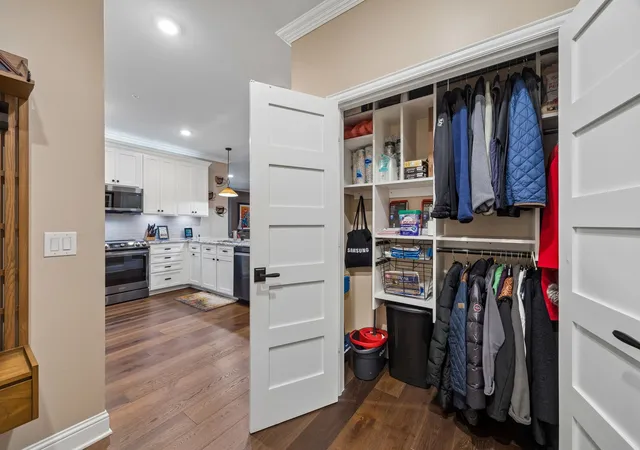 Photo 4 of Condo for sale at 1735 Wittington Pl #3207, Dallas, TX 75234 | MLS# 21344149 | Listing updated on 2026-09-08