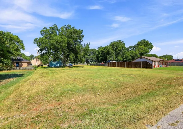 Photo 2 of Land for sale at 1018 Yarbrough St, Pilot Point, TX 76258 | MLS# 21342837 | Listing updated on 2026-07-30
