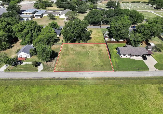 Photo 2 of Land for sale at 1018 Yarbrough St, Pilot Point, TX 76258 | MLS# 21342837 | Listing updated on 2026-07-30