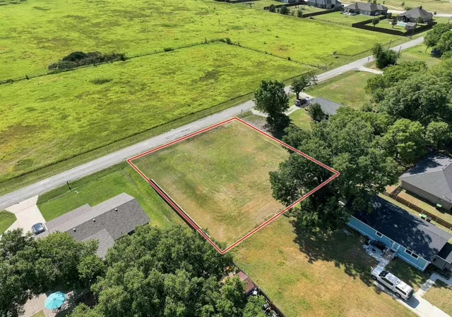 Photo 7 of Land for sale at 1018 Yarbrough St, Pilot Point, TX 76258 | MLS# 21342837 | Listing updated on 2026-07-30