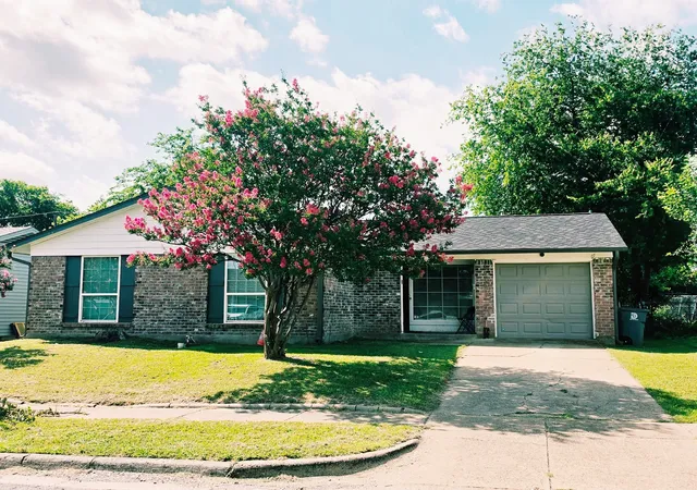 Single family home for sale at 3616 Pacesetter Dr, Dallas, TX 75241 | MLS# 21324537