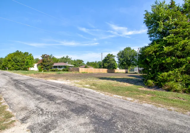 Photo 2 of Land for sale at 321 Jack Harris Ln, Pottsboro, TX 75076 | MLS# 21342228 | Listing updated on 2026-09-30