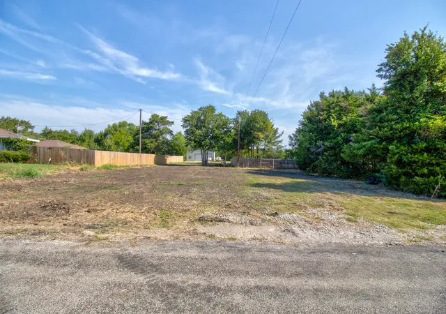 Photo 3 of Land for sale at 321 Jack Harris Ln, Pottsboro, TX 75076 | MLS# 21342228 | Listing updated on 2026-09-30