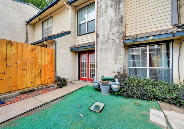 Photo 2 of Condo for sale at 7145 Fair Oaks Ave #37, Dallas, TX 75231 | MLS# 21344524 | Listing updated on 2026-08-01