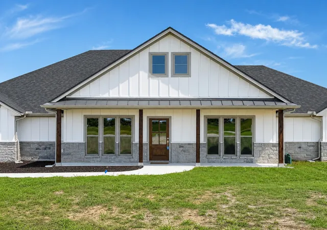 Photo 3 of Single family home for sale at 1013 Abbie Ruth Ct, Springtown, TX 76082 | MLS# 21344321 | Listing updated on 2026-09-12