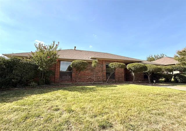 Photo 1 of Single family home for sale at 1603 E Peters Colony Rd, Carrollton, TX 75007 | MLS# 21344865 | Listing updated on 2026-07-30