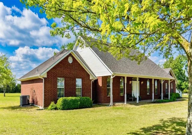 Photo 1 of Sale Pending at 4223 County Road 2727, Caddo Mills, TX 75135 | MLS# 21345013 | Listing updated on 2026-09-21