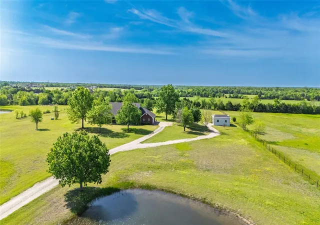 Photo 3 of Sale Pending at 4223 County Road 2727, Caddo Mills, TX 75135 | MLS# 21345013 | Listing updated on 2026-09-21