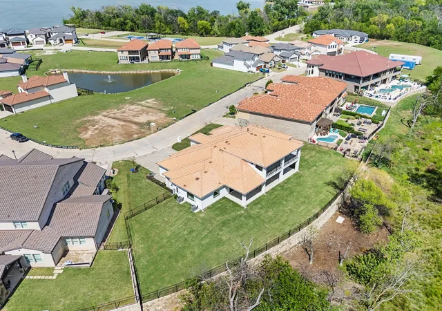 Photo 40 of Single family home for sale at 9065 Lakeside Dr, Fort Worth, TX 76179 | MLS# 21345051 | Listing updated on 2026-10-04