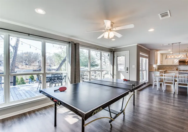 Photo 4 of Single family home for sale at 150 Bayside Cir, Malakoff, TX 75148 | MLS# 21342854 | Listing updated on 2026-07-30