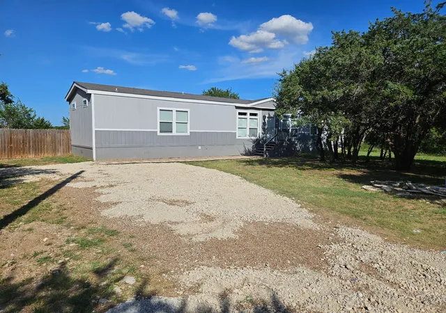 Photo 1 of Sale Pending at 4903 Chisholm Trl, Weatherford, TX 76087 | MLS# 21343001 | Listing updated on 2026-08-31