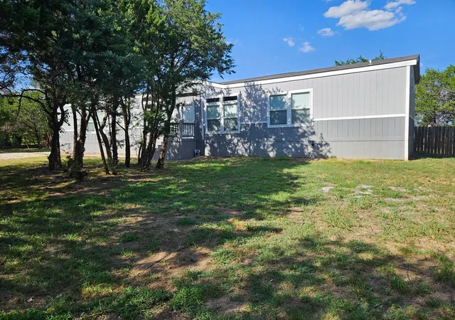 Photo 3 of Sale Pending at 4903 Chisholm Trl, Weatherford, TX 76087 | MLS# 21343001 | Listing updated on 2026-08-31