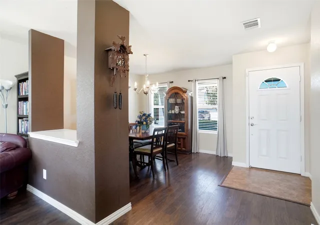 Photo 4 of Sale Pending at 8644 Hawkview Dr, Fort Worth, TX 76179 | MLS# 21329008 | Listing updated on 2026-09-15