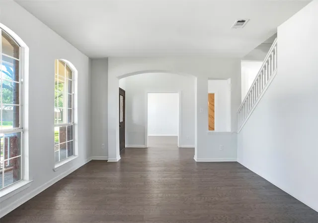 Photo 4 of Single family home for sale at 8631 Shakespeare Ln, Frisco, TX 75036 | MLS# 21340896 | Listing updated on 2026-09-14