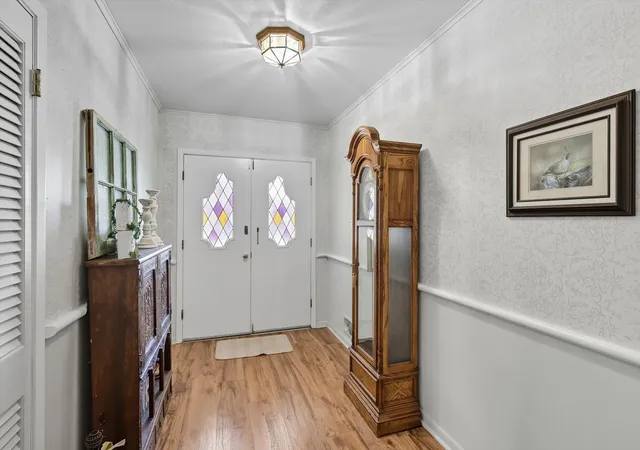Photo 3 of Single family home for sale at 300 E Main St, Whitesboro, TX 76273 | MLS# 21345088 | Listing updated on 2026-07-30