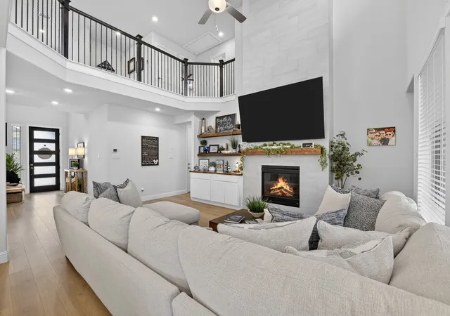 Photo 1 of Single family home for sale at 551 Wisteria St, Little Elm, TX 75068 | MLS# 21345142 | Listing updated on 2026-09-12