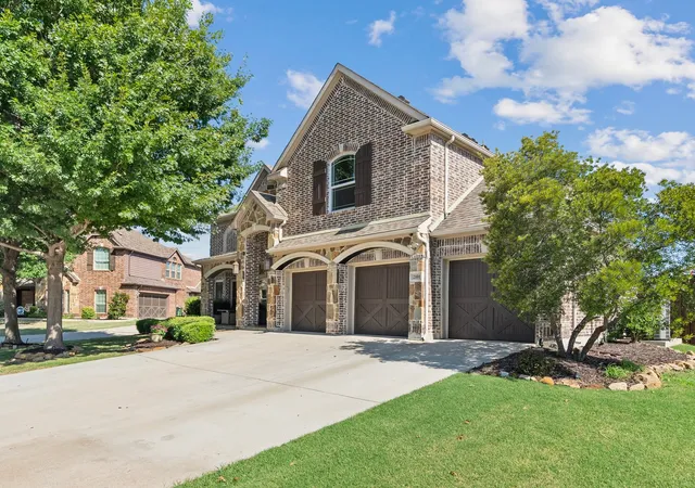 Photo 3 of Single family home for sale at 2101 Nocona Dr, Prosper, TX 75078 | MLS# 21344350 | Listing updated on 2026-09-13