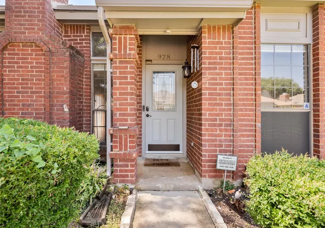 Photo 3 of Single family home for sale at 978 Downey Dr, Lewisville, TX 75067 | MLS# 21339739 | Listing updated on 2026-08-02