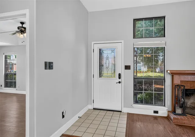 Photo 4 of Single family home for sale at 978 Downey Dr, Lewisville, TX 75067 | MLS# 21339739 | Listing updated on 2026-08-02