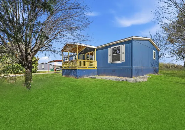 Photo 2 of Manufactured home for sale at 206 Rhett Ct, Aurora, TX 76078 | MLS# 21342830 | Listing updated on 2026-07-30