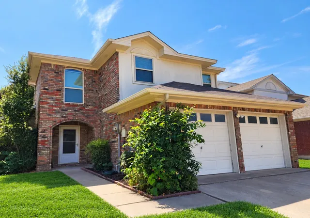 Photo 1 of Single family home for sale at 3840 Suffolk Ln, Plano, TX 75023 | MLS# 21344075 | Listing updated on 2026-10-22