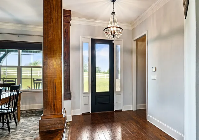Photo 3 of Single family home for sale at 6870 Shore Crest Way, Athens, TX 75752 | MLS# 21345231 | Listing updated on 2026-07-30