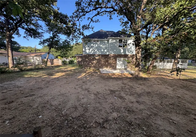 Photo 3 of Single family home for sale at 3203 Sherry Ln, Balch Springs, TX 75180 | MLS# 21343219 | Listing updated on 2026-07-30