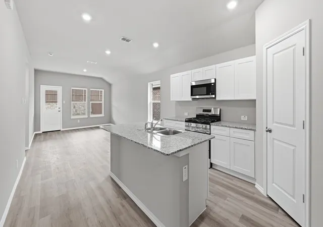 Photo 2 of Single family home for sale at 5624 Corduroy Rd, Krum, TX 76249 | MLS# 21344733 | Listing updated on 2026-07-30