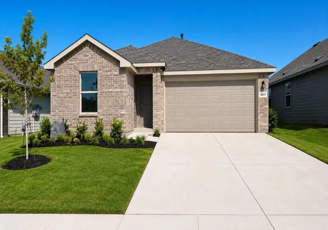 Photo 1 of Sale Pending at 1617 Tin Roof Rd, Krum, TX 76249 | MLS# 21344816 | Listing updated on 2026-09-08