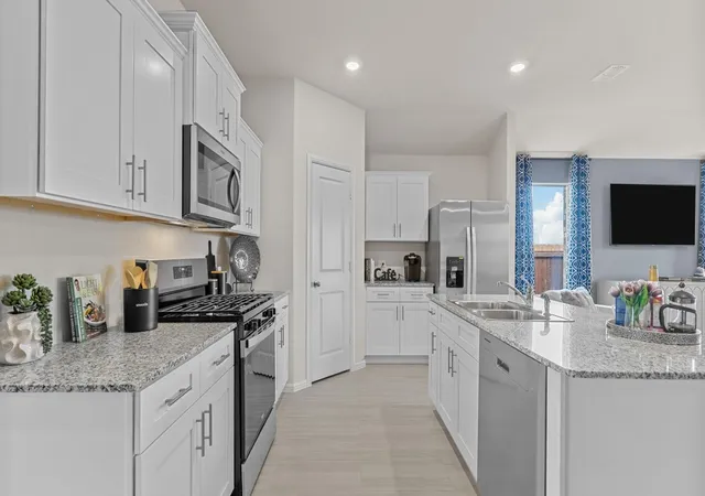 Photo 3 of Single family home for sale at 1520 Lemon Tree Ln, Fort Worth, TX 76140 | MLS# 21344974 | Listing updated on 2026-07-30