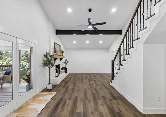 Photo 4 of Single family home for sale at 7504 Canyon Crest Ct, Fort Worth, TX 76179 | MLS# 21339966 | Listing updated on 2026-09-09