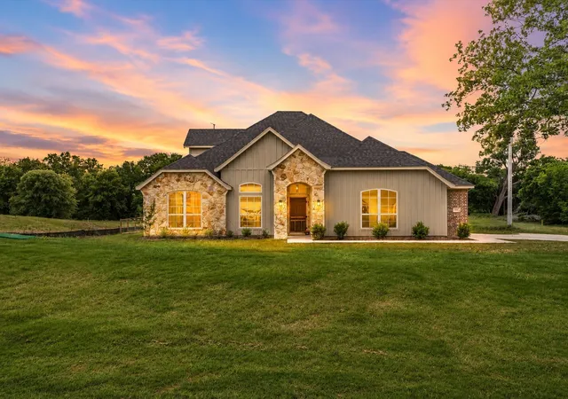 Photo 1 of Single family home for sale at 155 Rj Smith Dr, Boyd, TX 76023 | MLS# 21344290 | Listing updated on 2026-09-13