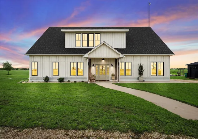 Photo 1 of Single family home for sale at 1197 Prairie Chapel Rd, Crawford, TX 76638 | MLS# 21345248 | Listing updated on 2026-09-08