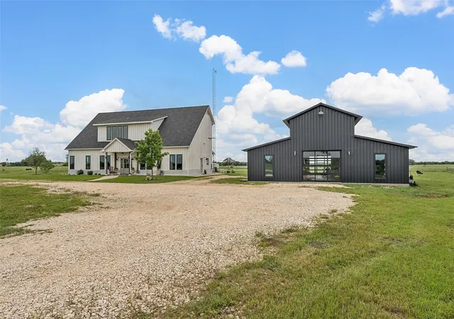 Photo 3 of Single family home for sale at 1197 Prairie Chapel Rd, Crawford, TX 76638 | MLS# 21345248 | Listing updated on 2026-09-08