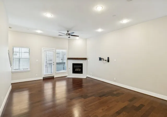 Photo 3 of Condo for sale at 5743 Prospect Ave #104, Dallas, TX 75206 | MLS# 21345115 | Listing updated on 2026-10-04