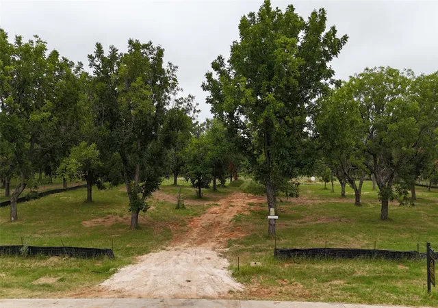 Photo 4 of Land for sale at 3177 E Landings S, Granbury, TX 76048 | MLS# 21345469 | Listing updated on 2026-07-31
