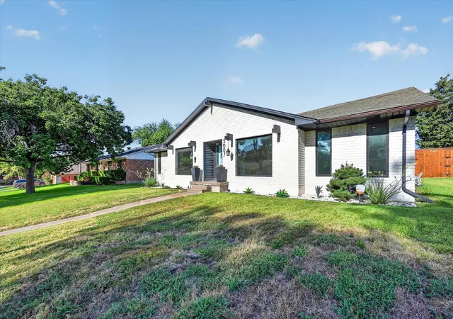 Photo 3 of Single family home for sale at 5007 Blanchard Dr, Dallas, TX 75227 | MLS# 21344654 | Listing updated on 2026-09-11