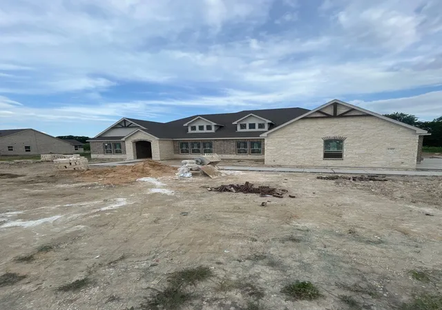 Photo 1 of Single family home for sale at 1101 Perrin Ln, Van Alstyne, TX 75495 | MLS# 21344558 | Listing updated on 2026-07-31